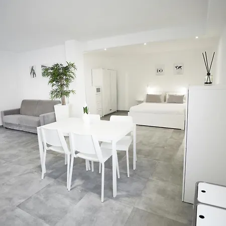White House * Alghero