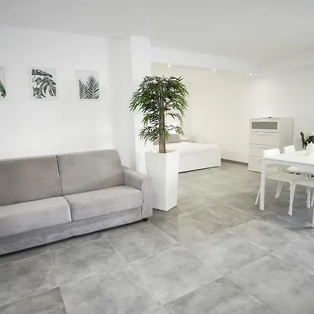 White House * Alghero